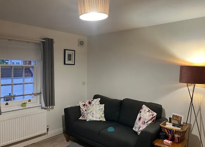 The Eaves, Glastonbury High Street 2 Bed 2 Bathroom Apartment