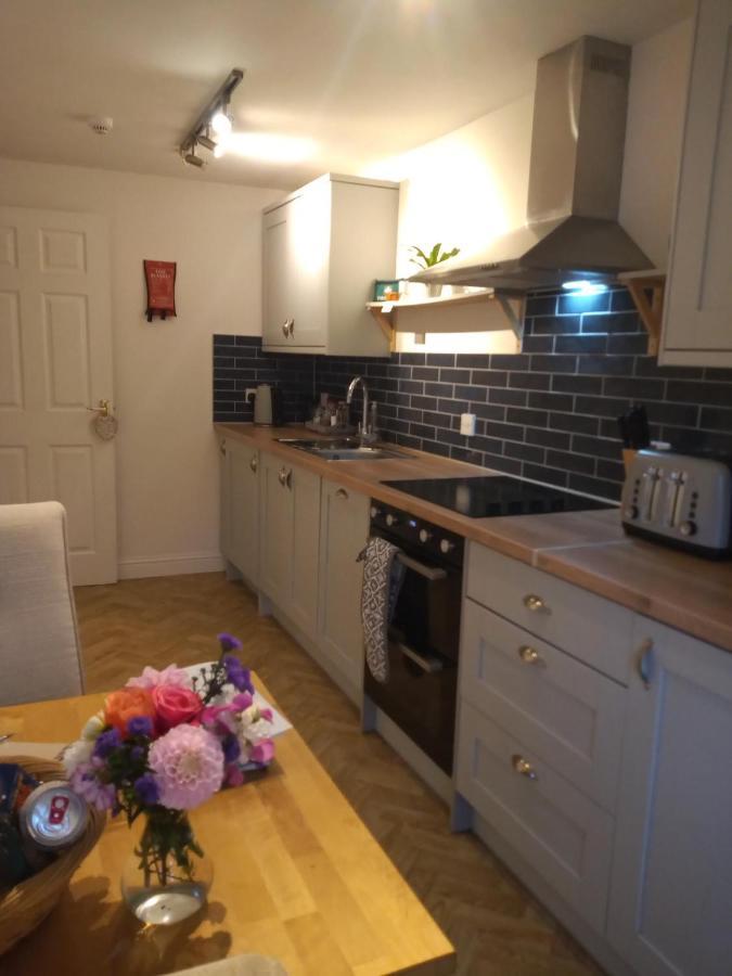 The Eaves, High Street 2 Bed 2 Bathroom Apartment