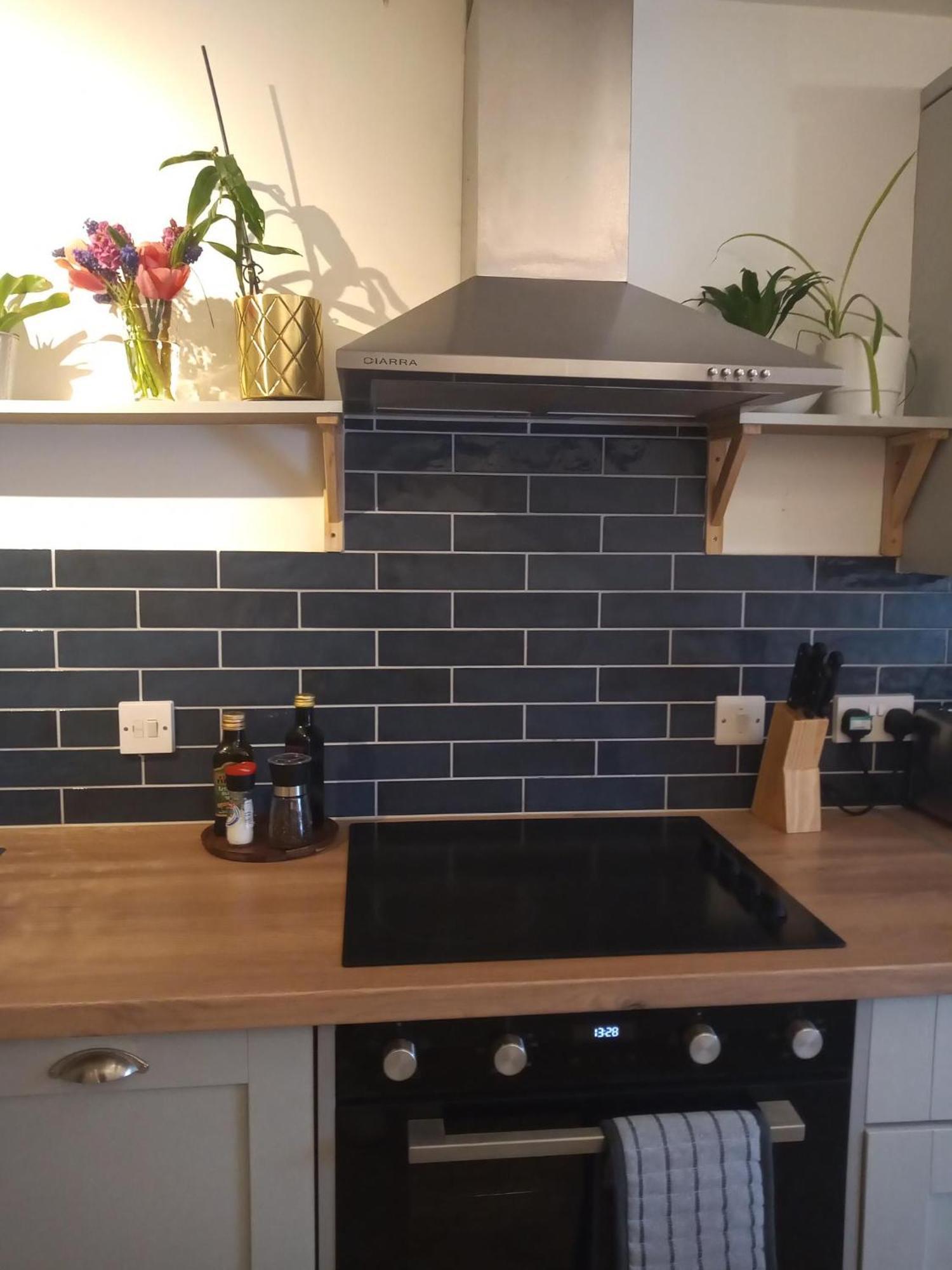 Apartment The Eaves, High Street 2 Bed 2 Bathroom Glastonbury