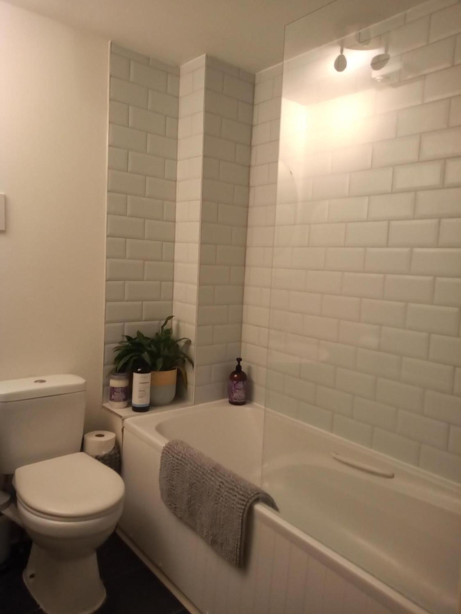 The Eaves, High Street 2 Bed 2 Bathroom